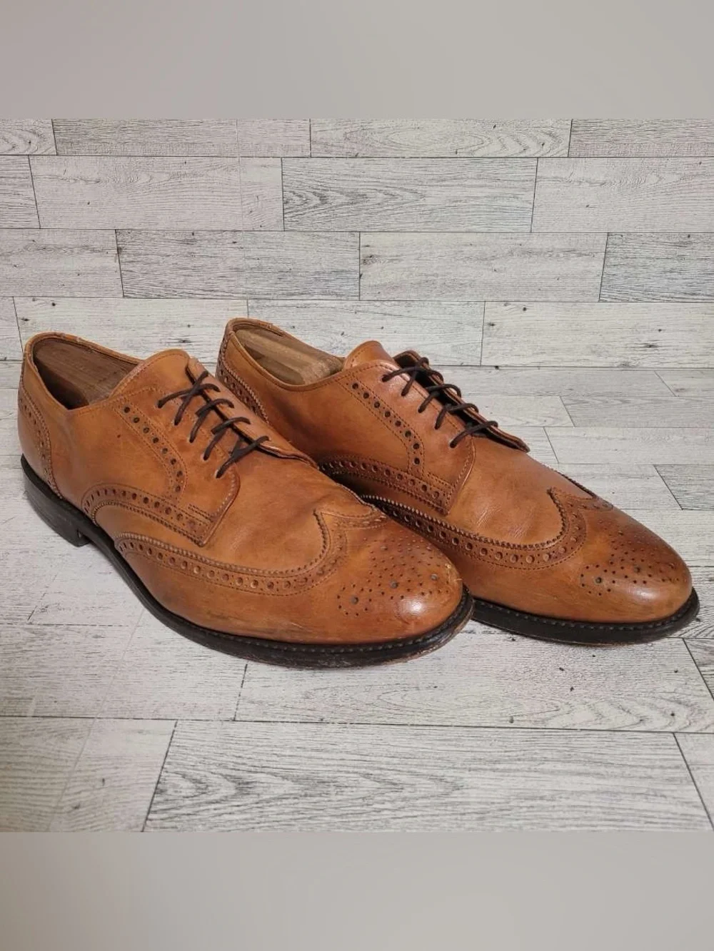 Allen Edmonds men’s allen